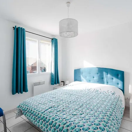 Pavillon Climatise 6 Pers Proche Avec Terrasses, Wifi, Parking Prive, Et Confort A Narbonne-plage - Fr-1-409-209 *