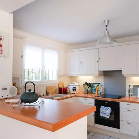 Pavillon Climatise 6 Pers Proche Avec Terrasses, Wifi, Parking Prive, Et Confort A Narbonne-plage - Fr-1-409-209 וילה נרבון