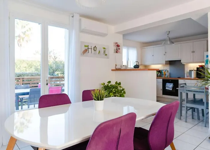 Βίλα Pavillon Climatise 6 Pers Proche Avec Terrasses, Wifi, Parking Prive, Et Confort A Narbonne-plage - Fr-1-409-209