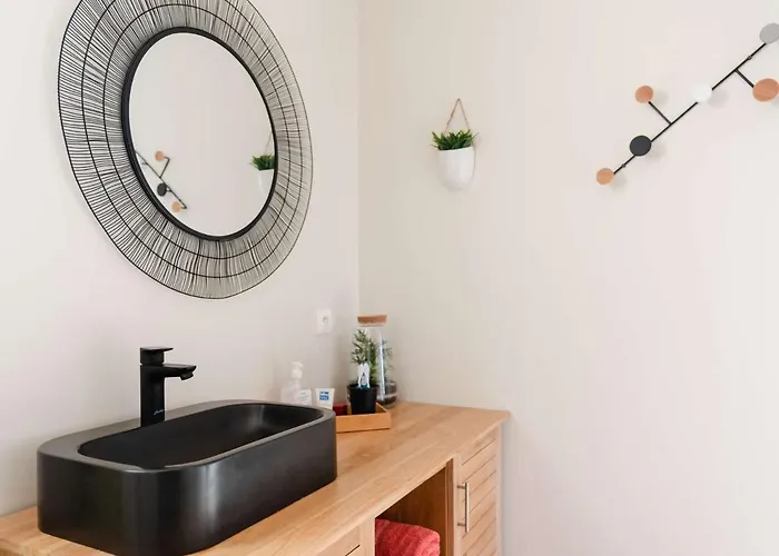 Βίλα Pavillon Climatise 6 Pers Proche Avec Terrasses, Wifi, Parking Prive, Et Confort A Narbonne-plage - Fr-1-409-209