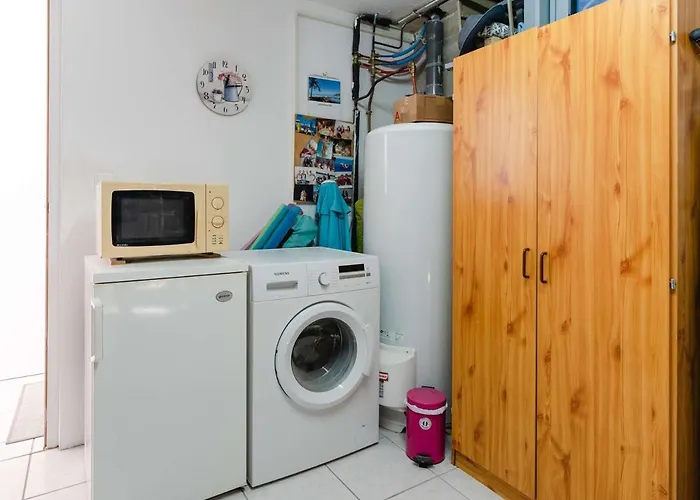 Pavillon Climatise 6 Pers Proche Avec Terrasses, Wifi, Parking Prive, Et Confort A Narbonne-plage - Fr-1-409-209 * Ναρμπόν